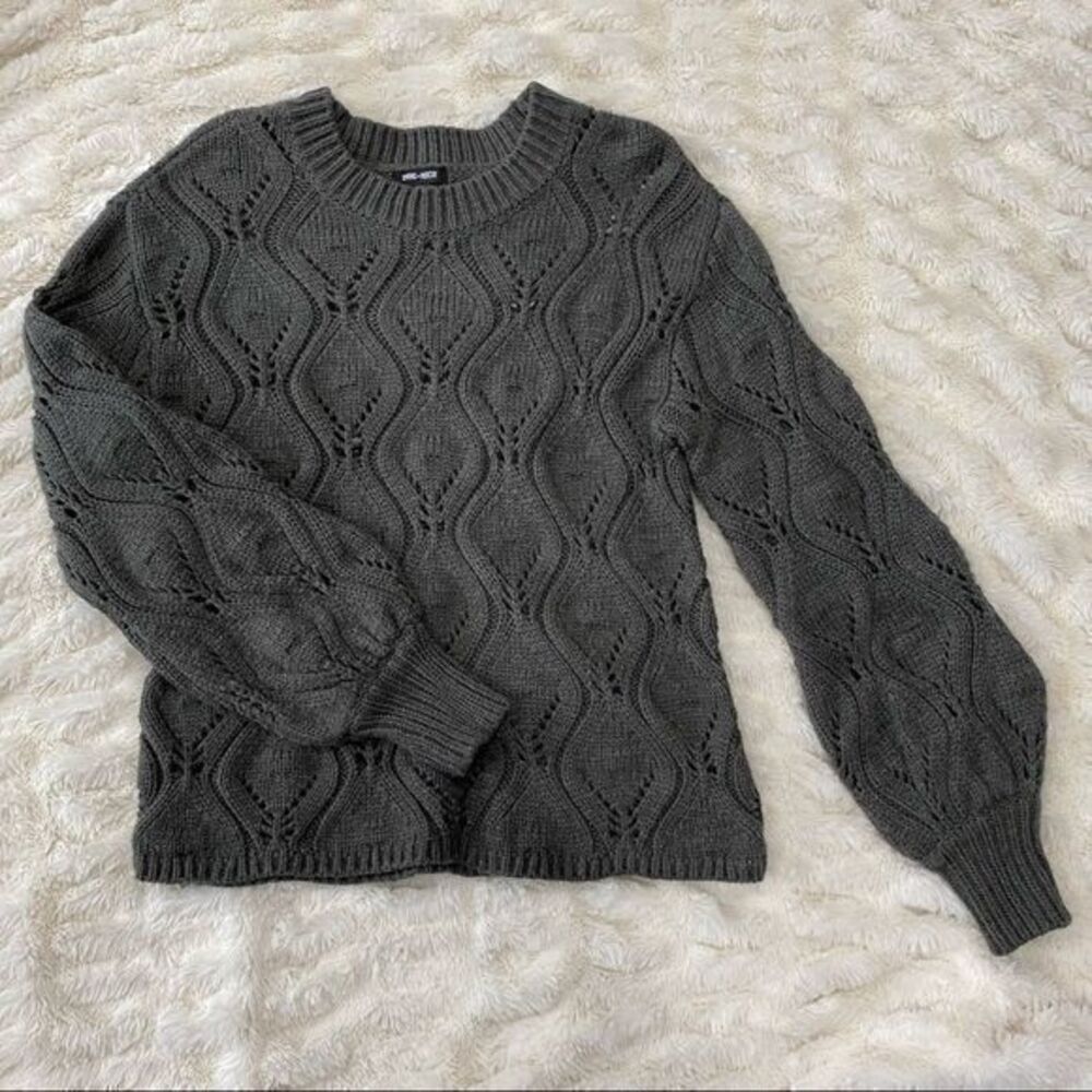 Spring + Mercer Gray Cable Knit Sweater